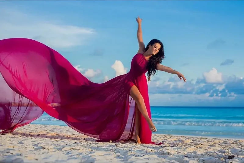 Robe Volante Mousseline Magenta Séance Photo Cancún — Pro Art Photographers
