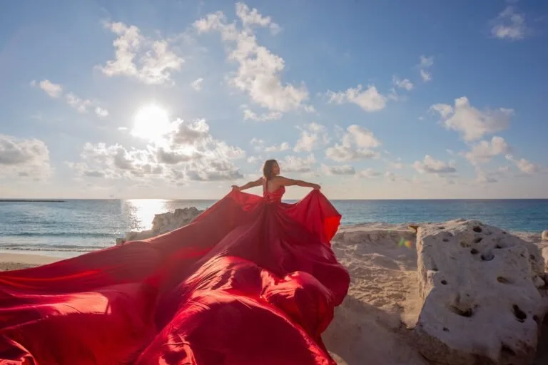 Red Flying Dress Photoshoot Cancun — Pro Art Photographers