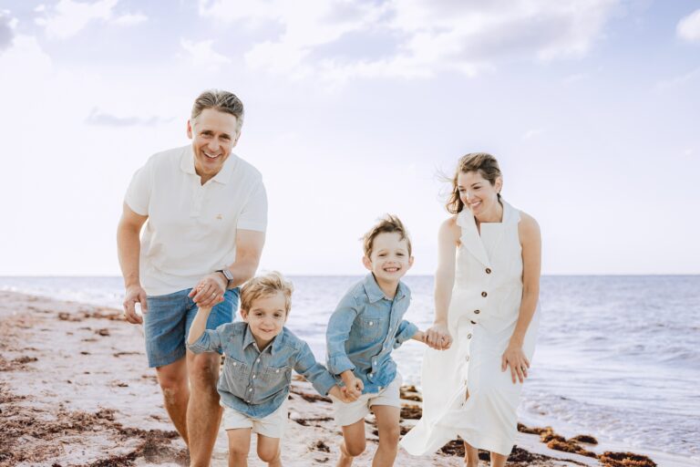 Cancun Photographer - photoshoot family